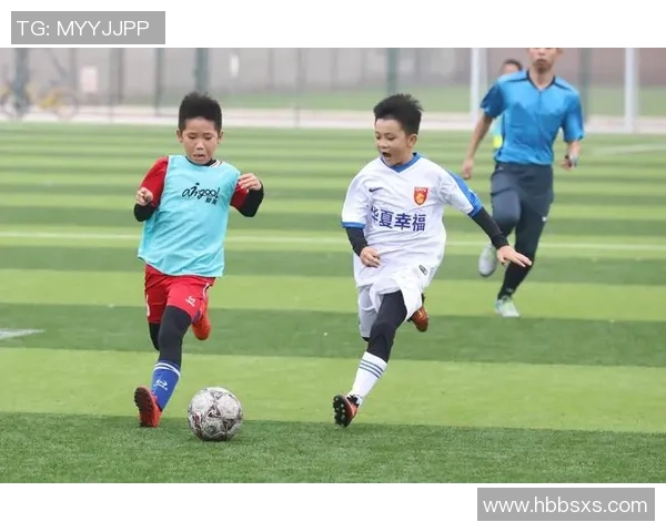 足球38：探讨中国足球未来发展与青训体系改革的深度分析与展望